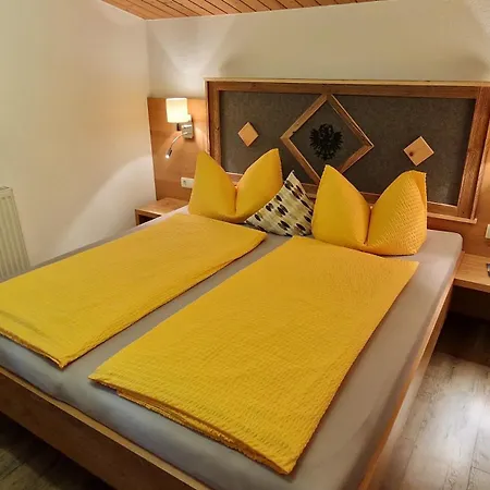 Haus Marchegg Appartamento Tux