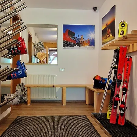 Haus Marchegg * Tux