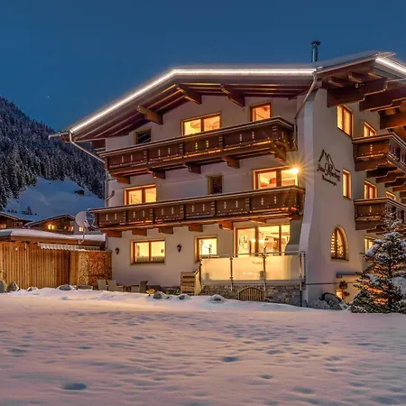 Haus Marchegg Appartement Tux