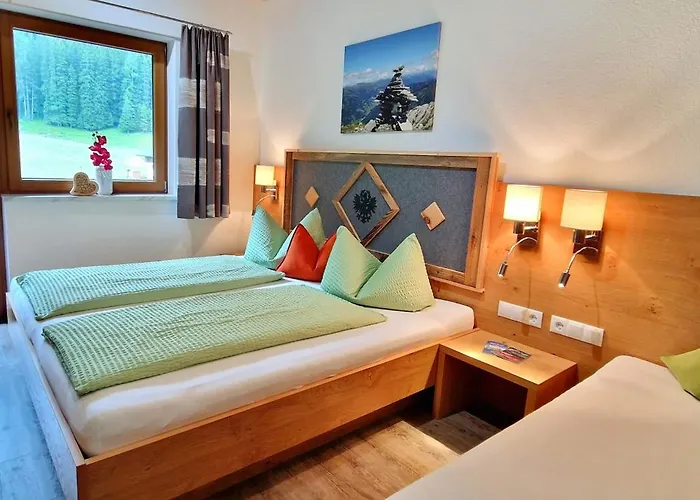 Haus Marchegg * تكس