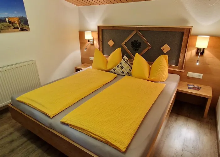 Haus Marchegg Apartament Tux