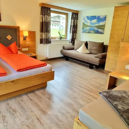 Haus Marchegg Apartment *